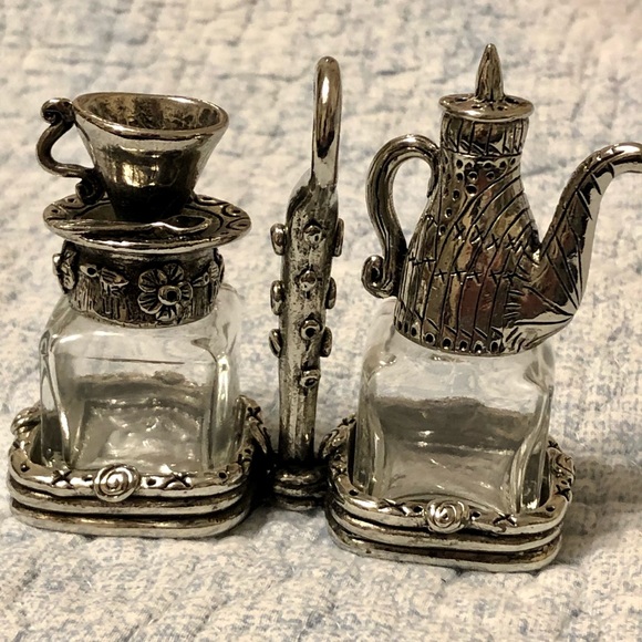 AST DESIGN Other - AST Designs Teapot & Teacup Salt & Pepper Shakers in Pewter Caddy